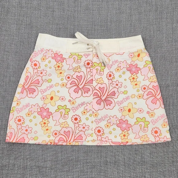 Forever 21 × Barbie Swimsuit Bottom Cover Up Skirt. Medium - Picture 2 of 10